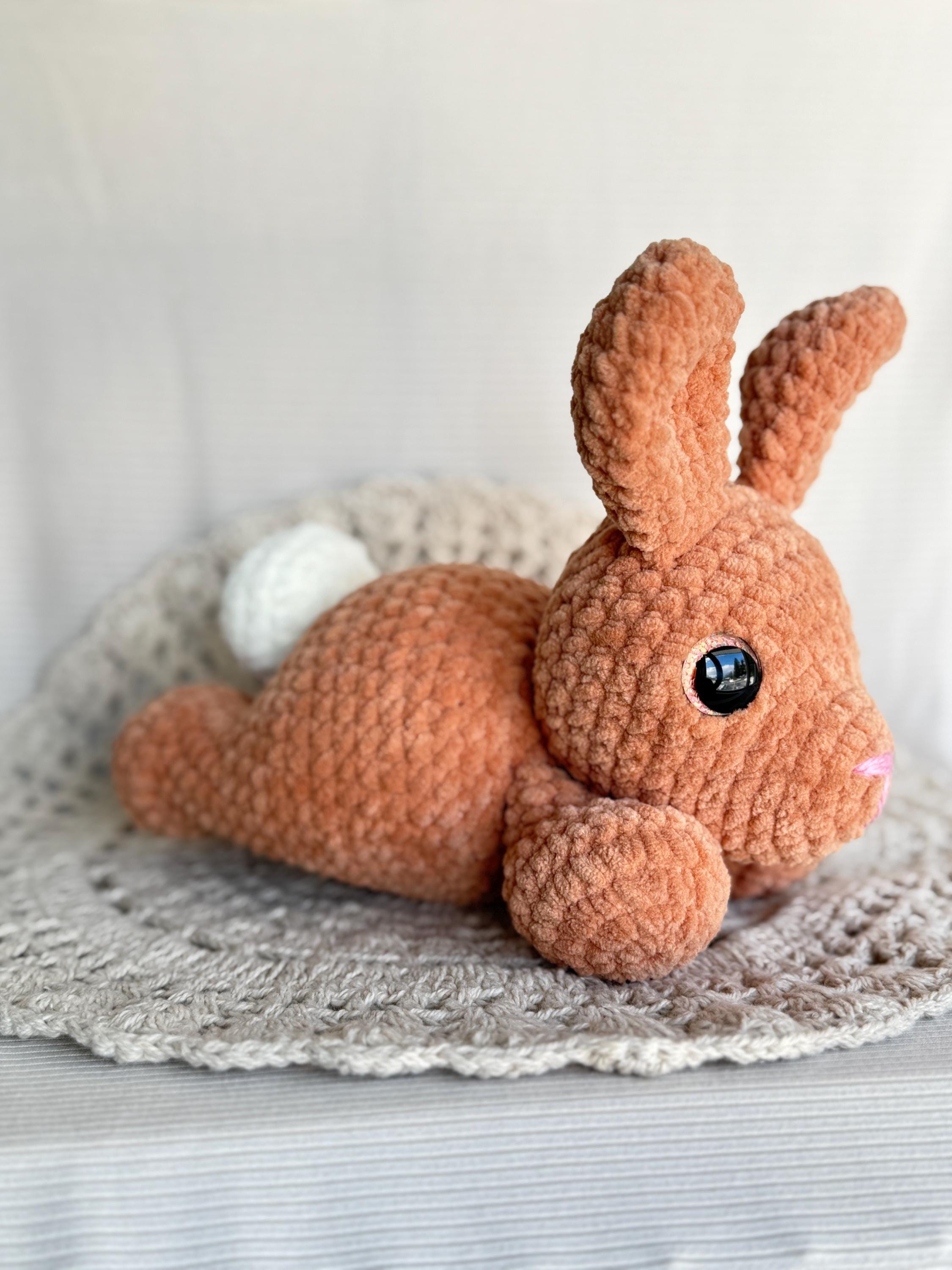 Crochet Clover the Bunny Amigurumi Pattern, Low Sew (Digital Download)