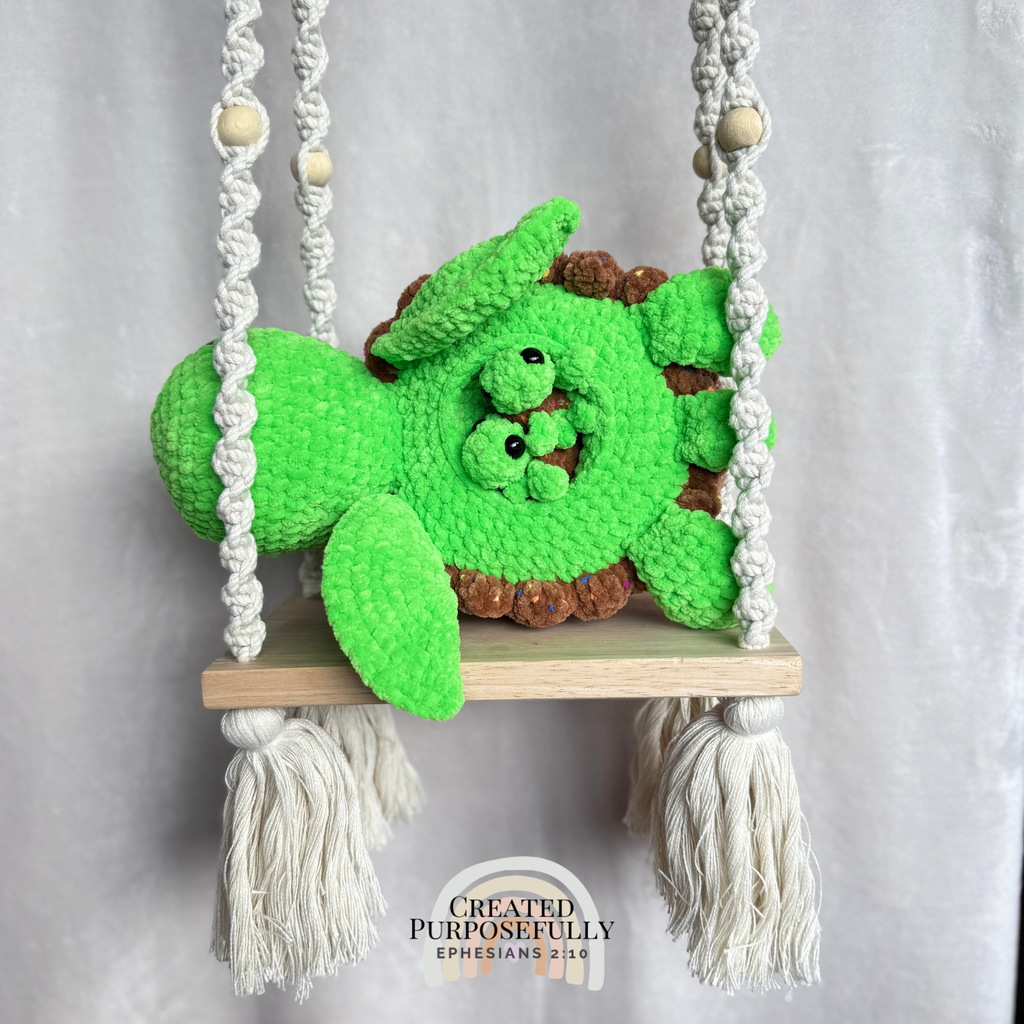 Handmade crochet sea turtle family with mama turtle and two baby turtles that tuck inside by Created Purposefully